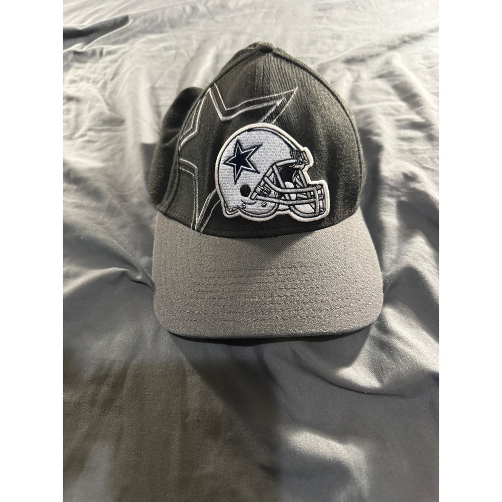 New Era 39THIRTY Dallas Cowboys Hat Black Grey NFL Helmet Logo Stretch Fit M/L